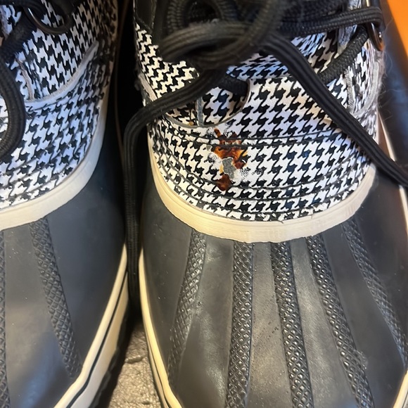 Size 8 sorel houndstooth waterproof boots - Picture 5 of 6